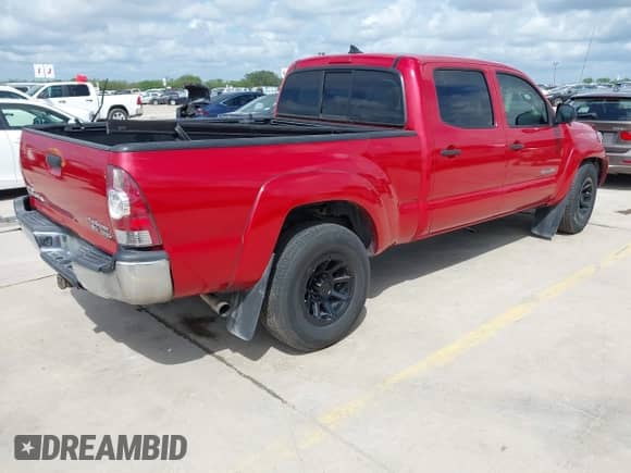 2014 Toyota Tacoma PreRunner with VIN 5TFKU4HN8EX005210, listed as a IAAI auction lot 42670791 with 165,715 mi miles and . Bid and sale history available at DreamBid. Image 4.