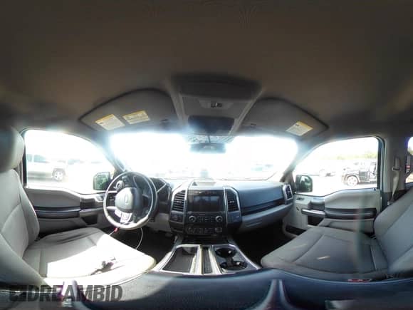 2017 Ford F-150 XL z VIN 1FTEW1CP8HKD38782, wystawiony jako IAAI lot #43161250 z przebiegiem 148 289 mil mil oraz . Historia ofert i sprzedaży dostępna na DreamBid. Obrazek 19.