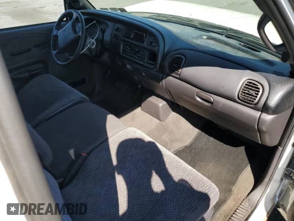 2001 Dodge 1500 with VIN 3B7HC13Z21G721749, listed as a Copart auction lot 85555385 with 121,540 mi miles and Salvage title. Bid and sale history available at DreamBid. Image 8.