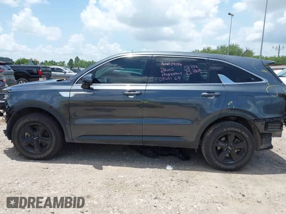 2023 Kia Sorento LX with VIN 5XYRGDLC2PG180716, listed as a IAAI auction lot 42527248 with 41,942 mi miles and . Bid and sale history available at DreamBid. Image 15.