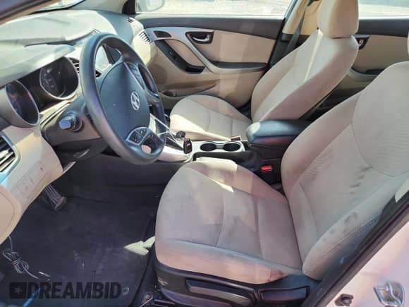 2016 Hyundai Elantra SE z VIN 5NPDH4AE1GH672836, wystawiony jako Copart lot #82008225 z przebiegiem 74 177 mil mil oraz Szkoda całkowita • Salvage title. Historia ofert i sprzedaży dostępna na DreamBid. Obrazek 7.