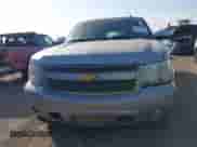 2009 Chevrolet Suburban LTZ с VIN 1GNFC36079R154425, выставлен на аукционе IAAI как лот 41827144 с пробегом 282 999 миль миль и . История ставок и продаж доступна на DreamBid. Изображение 11.