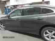 2017 Chevrolet Malibu LS с VIN 1G1ZB5ST0HF115477, выставлен на аукционе IAAI как лот 42831763 с пробегом 86 635 миль миль и . История ставок и продаж доступна на DreamBid. Изображение 14.