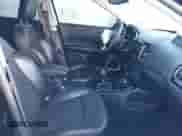 2021 Jeep Compass Altitude с VIN 3C4NJCBB4MT567341, выставлен на аукционе IAAI как лот 43250546 с пробегом 52 361 миль миль и . История ставок и продаж доступна на DreamBid. Изображение 5.