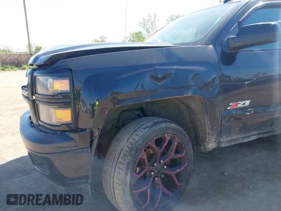 2015 Chevrolet Silverado 1500 LT with VIN 1GCVKREC0FZ351972, listed as a IAAI auction lot 42226454 with 149,437 mi miles and . Bid and sale history available at DreamBid. Image 17.