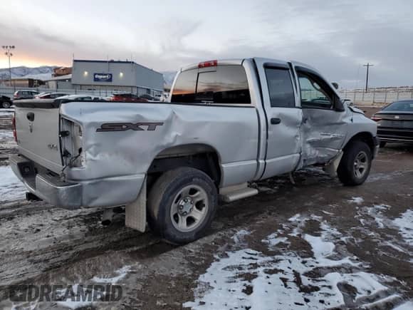 2007 Dodge 1500 ST z VIN 1D7HU18P77J614603, wystawiony jako Copart lot #84555064 z przebiegiem 98 713 mil mil oraz Szkoda całkowita • Salvage title. Historia ofert i sprzedaży dostępna na DreamBid. Obrazek 3.
