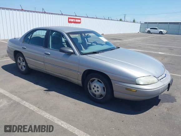 1996 Chevrolet Lumina с VIN 2G1WL52M9T1156439, выставлен на аукционе IAAI как лот 42686064 с пробегом 220 575 миль миль и . История ставок и продаж доступна на DreamBid. Изображение 1.