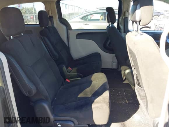 2016 Dodge Grand Caravan SE with VIN 2C4RDGBG5GR382461, listed as a IAAI auction lot 43338423 with 114,567 mi miles and . Bid and sale history available at DreamBid. Image 8.