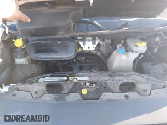 2017 Ram ProMaster Cargo z VIN 3C6TRVAG8HE542890, wystawiony jako IAAI lot #43499590 z przebiegiem 102 516 mil mil oraz . Historia ofert i sprzedaży dostępna na DreamBid. Obrazek 10.