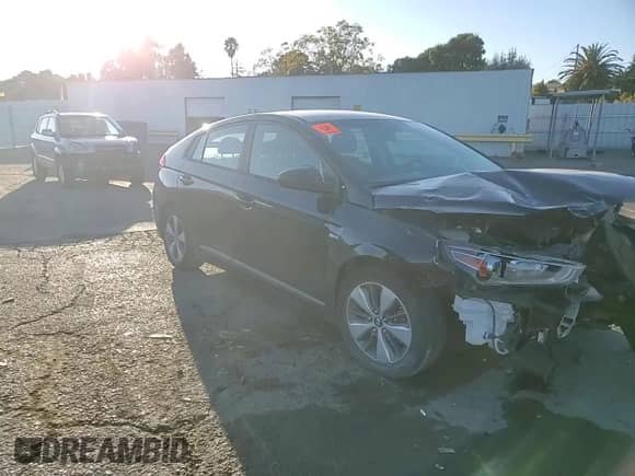 2018 Hyundai Ioniq с VIN KMHC65LD6JU075301, выставлен на аукционе Copart как лот 79963914 с пробегом 92 676 миль миль и Списание • Salvage title. История ставок и продаж доступна на DreamBid. Изображение 11.