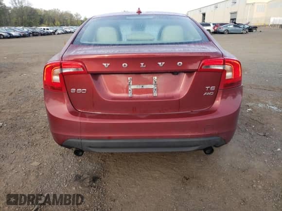 2012 Volvo S60 T6 с VIN YV1902FH2C2089802, выставлен на аукционе Copart как лот 84545735 с пробегом 150 535 миль миль и Списание • Salvage title. История ставок и продаж доступна на DreamBid. Изображение 6.
