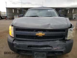2013 Chevrolet Silverado 1500 Work Truck with VIN 1GCRKPE7XDZ323425, listed as a Copart auction lot 81229195 with 140,344 mi miles and Salvage title. Bid and sale history available at DreamBid. Image 5.