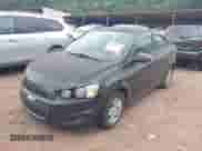 2013 Chevrolet Sonic LT с VIN 1G1JC5SH7D4239533, выставлен на аукционе IAAI как лот 42958306 с пробегом 152 419 миль миль и . История ставок и продаж доступна на DreamBid. Изображение 2.