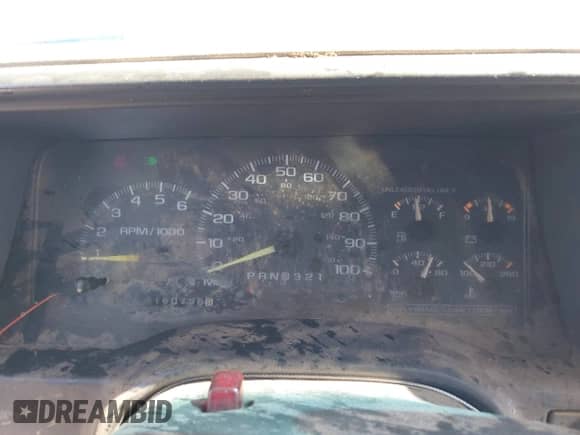 1999 Chevrolet Silverado 1500 с VIN 1GCEC19R6XR107550, выставлен на аукционе IAAI как лот 42714657 с пробегом 160 756 миль миль и . История ставок и продаж доступна на DreamBid. Изображение 7.