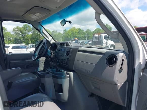 2013 Ford Econoline Cargo Commercial with VIN 1FTSS3EL8DDB11658, listed as a IAAI auction lot 42400365 with 170,019 mi miles and . Bid and sale history available at DreamBid. Image 5.
