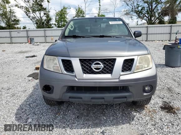 2017 Nissan Frontier SV with VIN 1N6DD0CU4HN760075, listed as a Copart auction lot 63555055 with 134,912 mi miles and Salvage title. Bid and sale history available at DreamBid. Image 5.