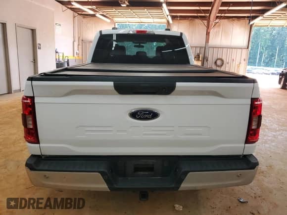 2022 Ford F-150 XL с VIN 1FTFW1E50NKE42565, выставлен на аукционе Copart как лот 70351345 с пробегом 66 106 миль миль и Списание • Salvage title. История ставок и продаж доступна на DreamBid. Изображение 6.