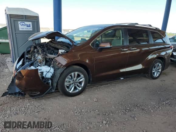 2023 Toyota Sienna Limited с VIN 5TDZSKFC6PS107995, выставлен на аукционе Copart как лот 68572515 с пробегом 26 262 миль миль и Списание • Salvage title. История ставок и продаж доступна на DreamBid. Изображение 1.