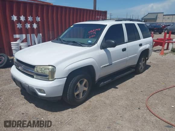 2003 Chevrolet TrailBlazer LT с VIN 1GNDS13S232302937, выставлен на аукционе IAAI как лот 42632929 с пробегом 188 225 миль миль и . История ставок и продаж доступна на DreamBid. Изображение 2.