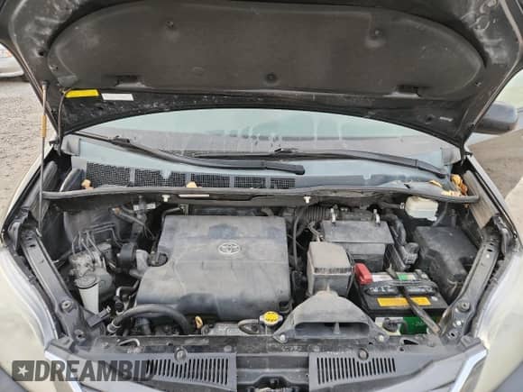 2013 Toyota Sienna XLE with VIN 5TDDK3DC3DS062951, listed as a Copart auction lot 82750885 with 179,546 mi miles and Clean title. Bid and sale history available at DreamBid. Image 12.