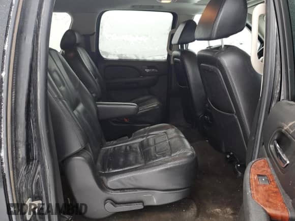 2008 Chevrolet Suburban LTZ with VIN 3GNFK16Y58G195633, listed as a Copart auction lot 43244645 with 201,312 mi miles and Clean title. Bid and sale history available at DreamBid. Image 11.