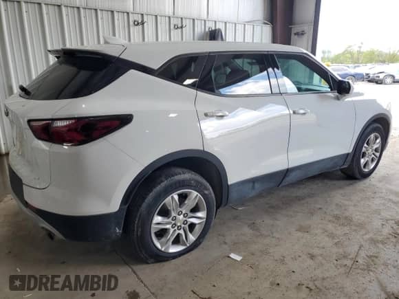 2021 Chevrolet Blazer LT z VIN 3GNKBHRS8MS532107, wystawiony jako Copart lot #71092815 z przebiegiem 170 899 mil mil oraz Czysty tytuł • Clean title. Historia ofert i sprzedaży dostępna na DreamBid. Obrazek 3.