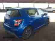2017 Chevrolet Sonic LT z VIN 1G1JD6SH5H4136572, wystawiony jako IAAI lot #42643061 z przebiegiem 159 953 mil mil oraz . Historia ofert i sprzedaży dostępna na DreamBid. Obrazek 4.