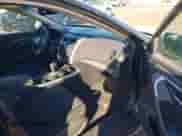 2015 Nissan Altima S z VIN 1N4AL3AP1FC194964, wystawiony jako IAAI lot #41362208 z przebiegiem 122 882 mil mil oraz . Historia ofert i sprzedaży dostępna na DreamBid. Obrazek 5.