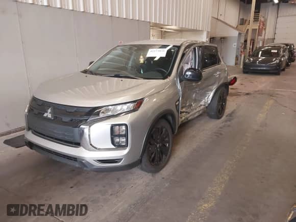 2021 Mitsubishi Outlander ES z VIN JA4ARUAU6MU027277, wystawiony jako IAAI lot #42273038 z przebiegiem 79 630 mil mil oraz . Historia ofert i sprzedaży dostępna na DreamBid. Obrazek 17.