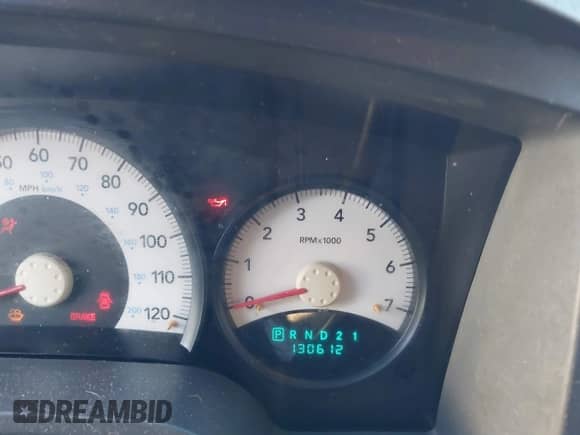 2006 Dodge Dakota ST с VIN 1D7HE28K06S679521, выставлен на аукционе IAAI как лот 41719717 с пробегом 130 612 миль миль и . История ставок и продаж доступна на DreamBid. Изображение 7.