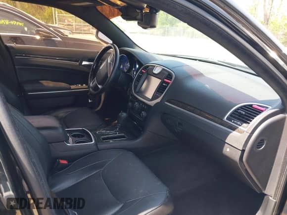 2013 Chrysler 300 C with VIN 2C3CCAKT6DH666920, listed as a IAAI auction lot 42092565 with 158,199 mi miles and . Bid and sale history available at DreamBid. Image 5.