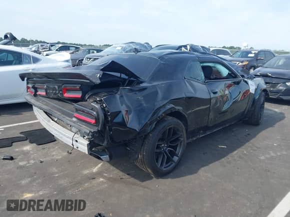 2022 Dodge Challenger R/T Scat Pack с VIN 2C3CDZFJXNH151277, выставлен на аукционе IAAI как лот 43088441 с пробегом 19 398 миль миль и . История ставок и продаж доступна на DreamBid. Изображение 4.