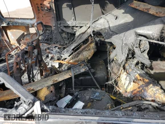 2024 Hyundai Santa Fe Calligraphy с VIN 5NMP5DGL0RH021709, выставлен на аукционе Copart как лот 79175354 с пробегом Не указан миль и На запчасти • Non repairable. История ставок и продаж доступна на DreamBid. Изображение 11.