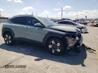 2024 Hyundai Kona SEL с VIN KM8HB3ABXRU064871, выставлен на аукционе Copart как лот 72033154 с пробегом 11 769 миль миль и Списание • Salvage title. История ставок и продаж доступна на DreamBid. Изображение 4.