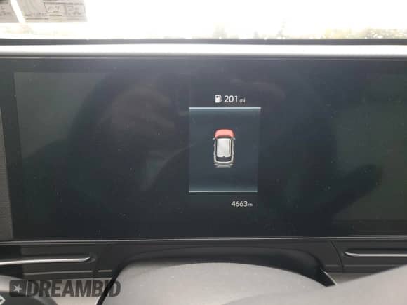 2025 Hyundai Kona SEL with VIN KM8HBCAB6SU235783, listed as a Copart auction lot 89680055 with 4,663 mi miles and Salvage title. Bid and sale history available at DreamBid. Image 9.