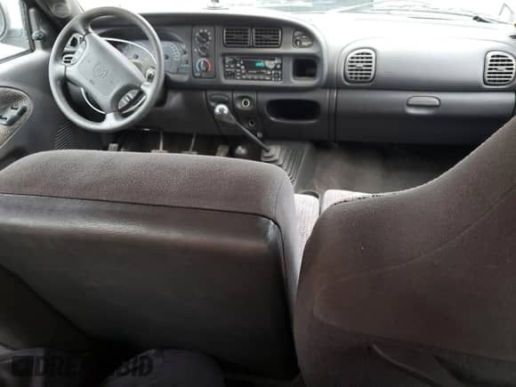 1999 Dodge 2500 with VIN 1B7KF23W1XJ622730, listed as a Copart auction lot 53917355 with 202,303 mi miles and Clean title. Bid and sale history available at DreamBid. Image 8.