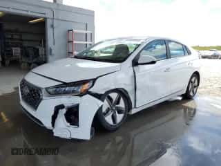 2021 Hyundai Ioniq SEL с VIN KMHC85LC7MU257014, выставлен на аукционе Copart как лот 51083964 с пробегом 26 942 миль миль и . История ставок и продаж доступна на DreamBid. Изображение 1.