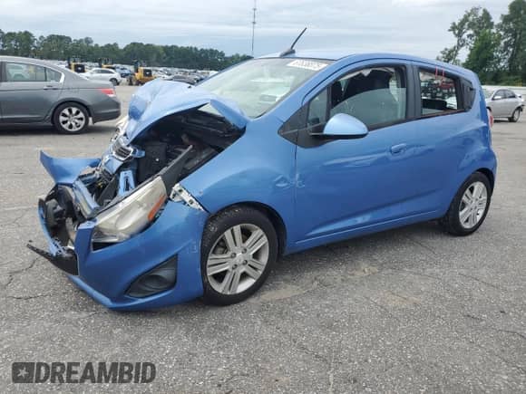 2013 Chevrolet Spark LS с VIN KL8CB6S90DC526146, выставлен на аукционе Copart как лот 67638075 с пробегом Не указан миль и Списание • Salvage title. История ставок и продаж доступна на DreamBid. Изображение 1.