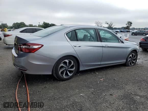 2017 Honda Accord EX-L with VIN 1HGCR2F85HA126101, listed as a Copart auction lot 71466535 with 77,173 mi miles and Salvage title. Bid and sale history available at DreamBid. Image 3.