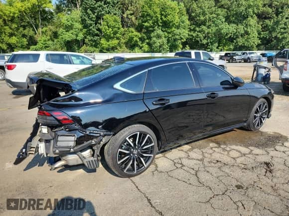2024 Honda Accord Touring with VIN 1HGCY2F89RA030122, listed as a Copart auction lot 70355665 with 16,560 mi miles and Salvage title. Bid and sale history available at DreamBid. Image 3.