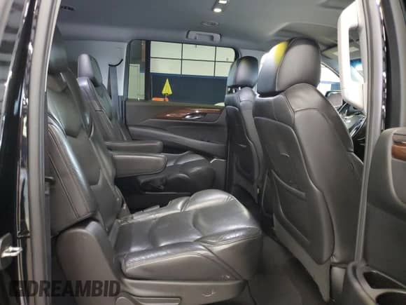 2019 Cadillac Escalade with VIN 1GYS4GKJ5KR402732, listed as a Copart auction lot 73352584 with 303,115 mi miles and Clean title. Bid and sale history available at DreamBid. Image 11.