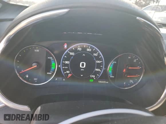 2019 Chevrolet Malibu Hybrid с VIN 1G1ZF5SU7KF154538, выставлен на аукционе Copart как лот 80879194 с пробегом 105 335 миль миль и Списание • Salvage title. История ставок и продаж доступна на DreamBid. Изображение 9.