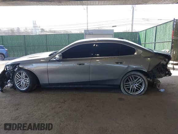 2024 BMW 5 Series 530i xDrive with VIN WBA53FJ09RCS08708, listed as a IAAI auction lot 41781828 with 23,265 mi miles and . Bid and sale history available at DreamBid. Image 15.