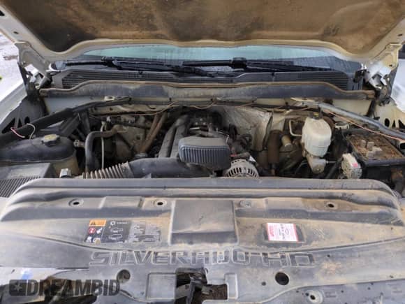2015 Chevrolet Silverado 2500HD Work Truck z VIN 1GC2KUEG5FZ118338, wystawiony jako Copart lot #57356925 z przebiegiem 221 437 mil mil oraz Szkoda całkowita • Salvage title. Historia ofert i sprzedaży dostępna na DreamBid. Obrazek 11.