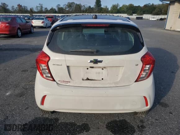 2022 Chevrolet Spark 1LT с VIN KL8CD6SA7NC010890, выставлен на аукционе Copart как лот 85277045 с пробегом 59 698 миль миль и Списание • Salvage title. История ставок и продаж доступна на DreamBid. Изображение 6.