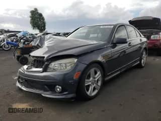 2010 Mercedes-Benz C 300 Sport с VIN WDDGF5EB3AR119636, выставлен на аукционе Copart как лот 84221275 с пробегом 67 721 миль миль и Списание • Salvage title. История ставок и продаж доступна на DreamBid. Изображение 1.