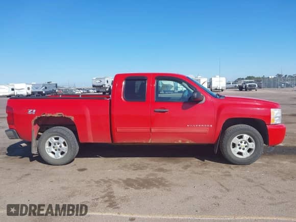 2009 Chevrolet Silverado 1500 LT with VIN 1GCEK29039Z196488, listed as a IAAI auction lot 43234591 with 194,005 mi miles and . Bid and sale history available at DreamBid. Image 13.