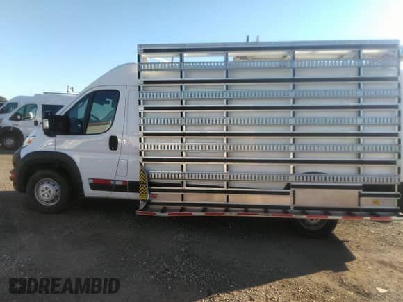 2023 Ram ProMaster Cargo с VIN 3C6MRVJG4PE538080, выставлен на аукционе IAAI как лот 43261391 с пробегом 44 862 миль миль и . История ставок и продаж доступна на DreamBid. Изображение 14.