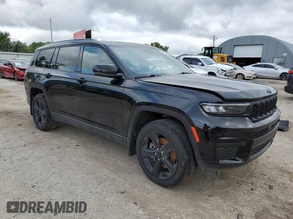 2023 Jeep Grand Cherokee Altitude with VIN 1C4RJKAG5P8749836, listed as a Copart auction lot 66916765 with Not provided miles and Salvage title. Bid and sale history available at DreamBid. Image 4.