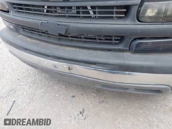 2005 Chevrolet Tahoe LT с VIN 1GNEC13T45J212286, выставлен на аукционе IAAI как лот 42704610 с пробегом 195 479 миль миль и . История ставок и продаж доступна на DreamBid. Изображение 6.